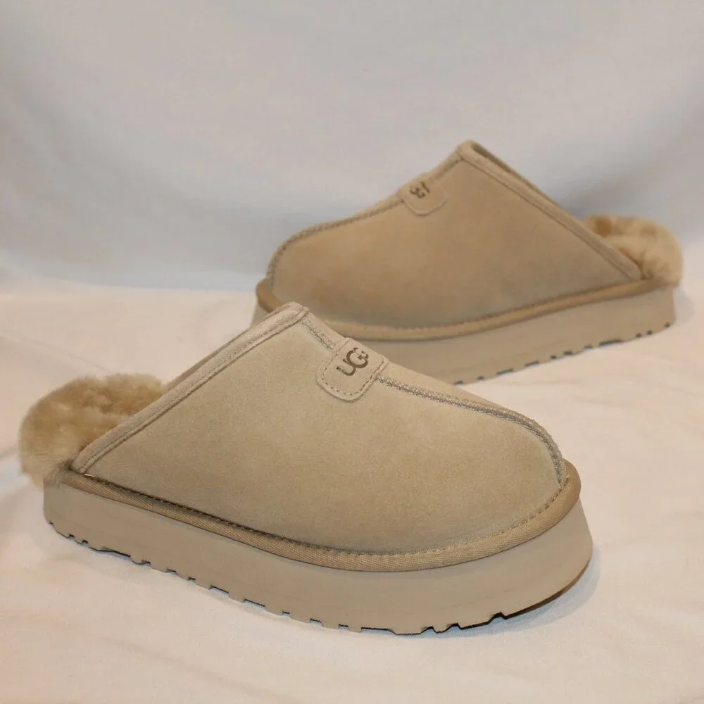 NIB UGG WOMEN'S DISCOQUETTE SUEDE SHEARLING LINED SLIPPERS TAN - Picture 2 of 7